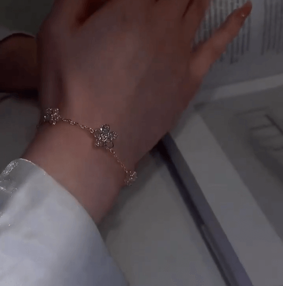 Floral Sparkle Bracelet